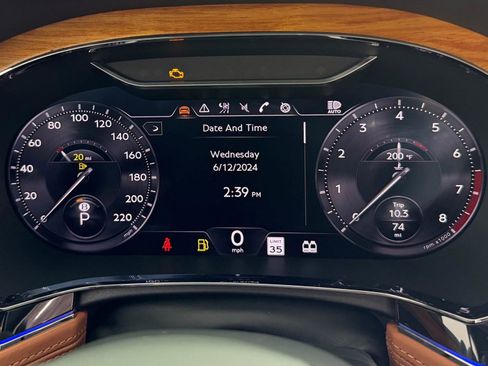 Used 2024 Bentley Continental GT S image 32