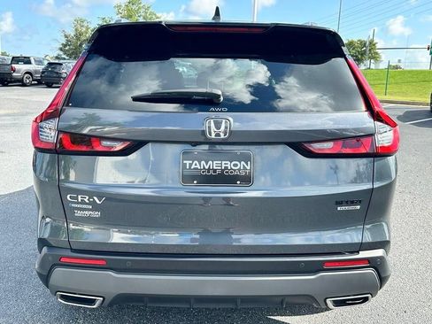 Used 2023 Honda CR-V Sport Touring image 3
