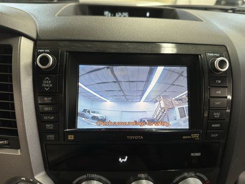 Used 2010 Toyota Sequoia Platinum AWD/4WD image 30