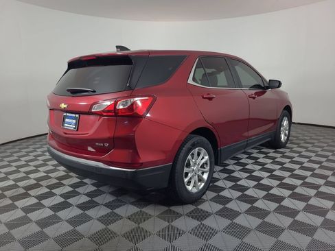 Used 2021 Chevrolet Equinox LT AWD/4WD image 2