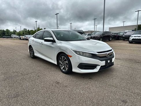 Used 2017 Honda Civic EX image 11