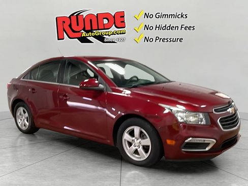 Used 2016 Chevrolet Cruze LT FWD image 8