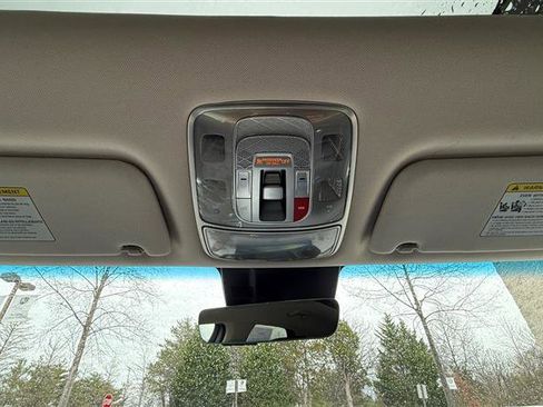 Used 2024 Genesis GV70 2.5T w/ Advanced Package image 34