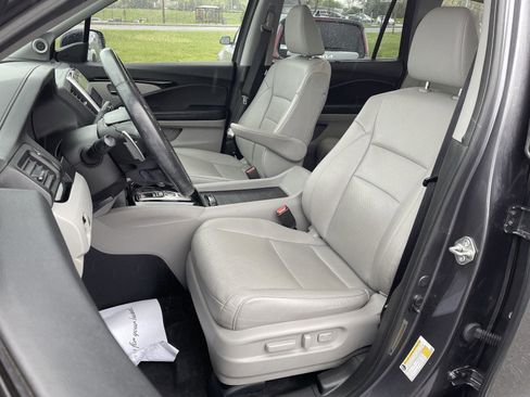 Used 2018 Honda Pilot Elite image 15