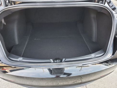 Used 2022 Tesla Model 3 Standard Range image 42