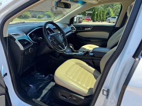 Used 2016 Ford Edge SEL w/ Equipment Group 201A AWD/4WD image 14