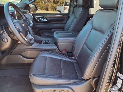 Used 2023 Chevrolet Suburban High Country w/ Max Trailering Package image 31