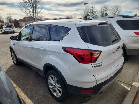 Used 2019 Ford Escape SE image 7