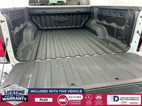 Used 2024 Chevrolet Colorado LT image 8
