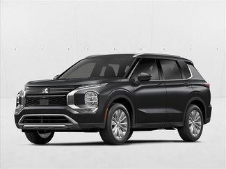 Used 2025 Mitsubishi Outlander SE video 1