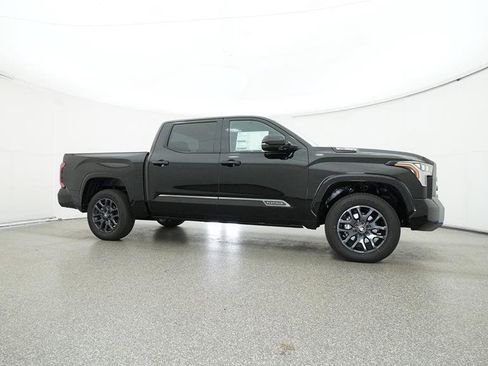 New 2025 Toyota Tundra Platinum AWD/4WD image 36