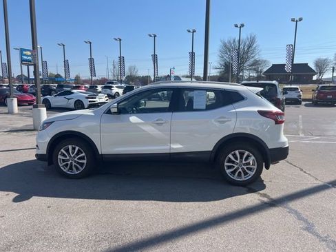 Used 2022 Nissan Rogue Sport SV image 8
