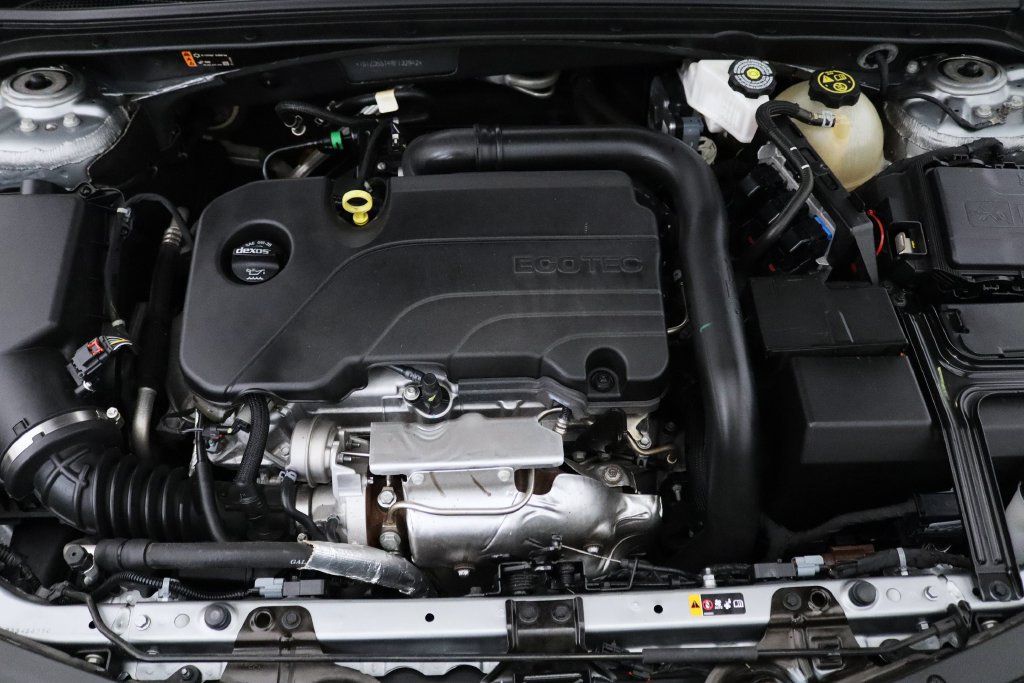 Certified 2024 Chevrolet Malibu LT FWD image 30