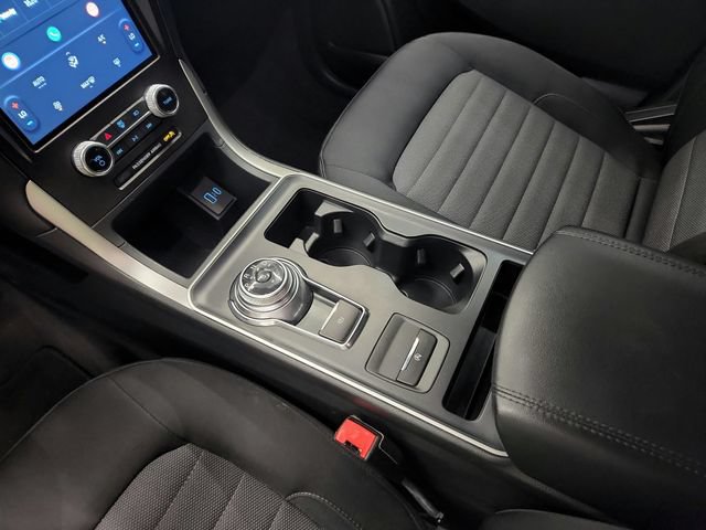 Used 2021 Ford Edge SE FWD image 32