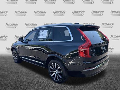 Certified 2023 Volvo XC90 B5 Plus AWD/4WD image 8