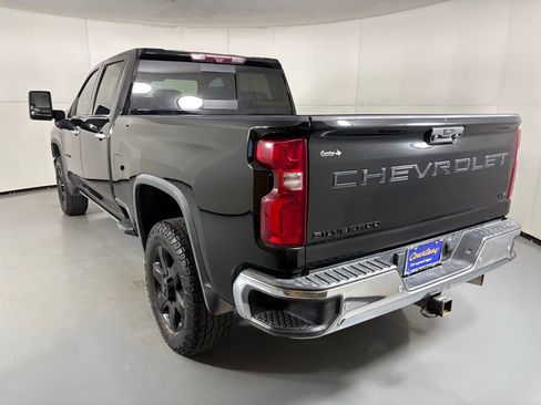 Used 2021 Chevrolet Silverado 3500 LTZ w/ LTZ Premium Package image 7