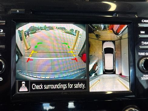 Used 2019 Nissan Murano SL w/ Cargo Package AWD/4WD image 2