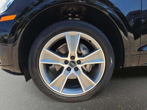 Used 2019 Audi Q5 2.0T Premium Plus w/ Premium Plus Package AWD/4WD image 36