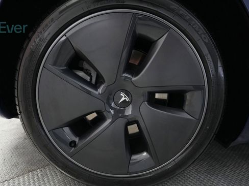 Used 2023 Tesla Model 3 Standard Range image 22