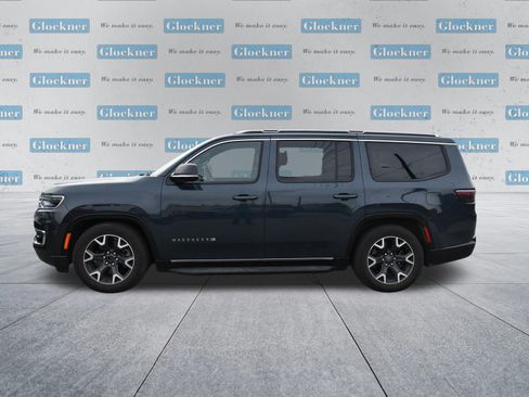 Used 2023 Jeep Wagoneer Series III w/ Rear Seat Video Group 1 image 8