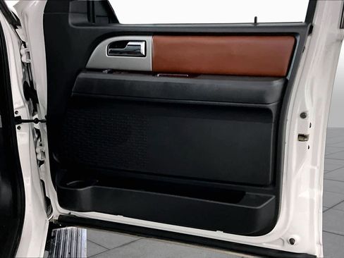 Used 2013 Ford Expedition King Ranch RWD image 22