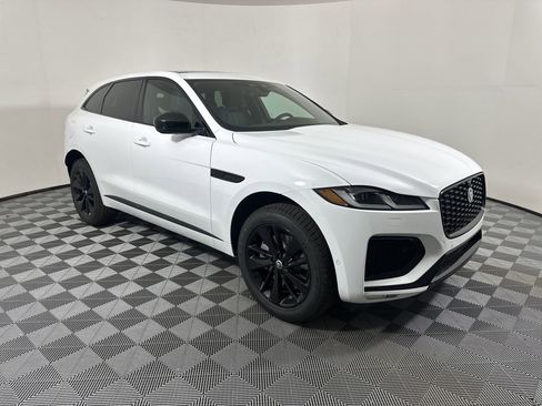 Used 2026 Jaguar F-PACE R-Dynamic S AWD/4WD image 6