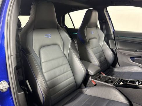 Used 2024 Volkswagen Golf R 2.0T image 13