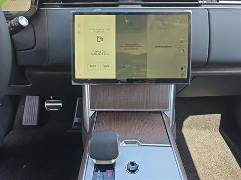 New 2025 Land Rover Range Rover Long Wheelbase SE image 23