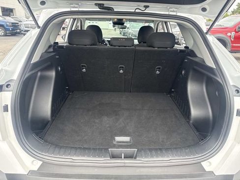 Used 2025 Hyundai Kona SEL image 5