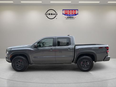 Used 2026 Nissan Frontier PRO-4X AWD/4WD image 5