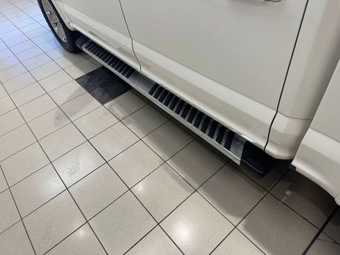 Used 2020 Ford F150 Lariat w/ Equipment Group 502A Luxury AWD/4WD image 29
