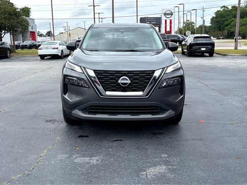 Used 2023 Nissan Rogue S FWD image 2