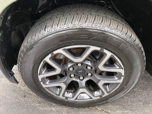 Used 2026 RAM 1500 Laramie AWD/4WD image 11