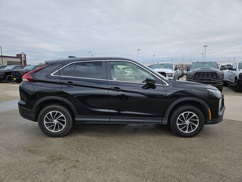 Used 2024 Mitsubishi Eclipse Cross ES image 2