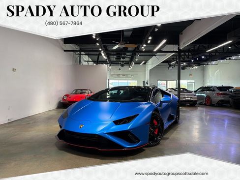 Used 2021 Lamborghini Huracan EVO image 1