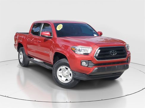 Certified 2022 Toyota Tacoma SR5 image 2