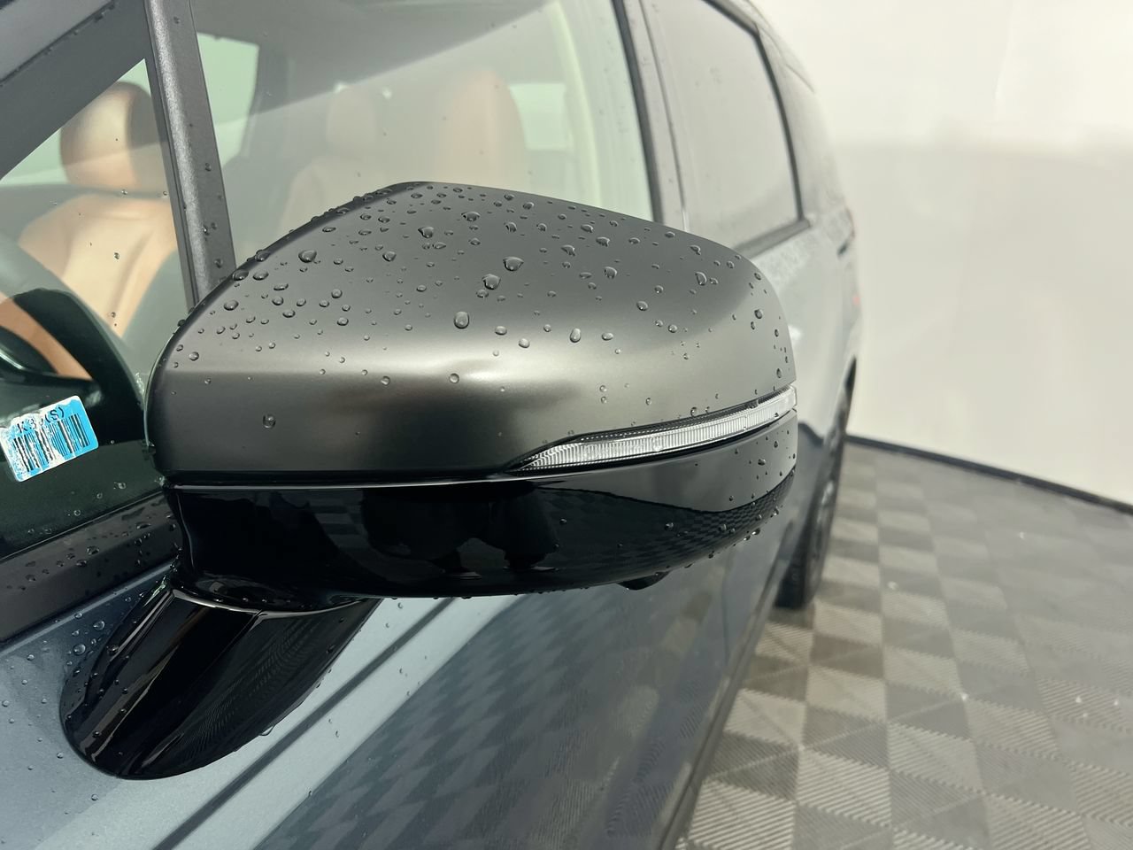 New 2026 Kia Carnival SX w/ SX Dark Edition Package FWD image 12