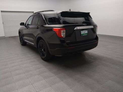 Used 2021 Ford Explorer XLT RWD image 5