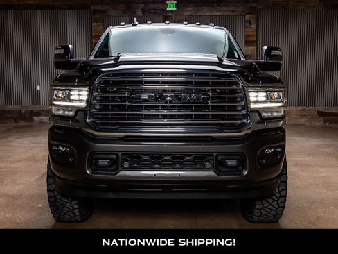 Used 2024 RAM 3500 Limited w/ Towing Technology Group image 4