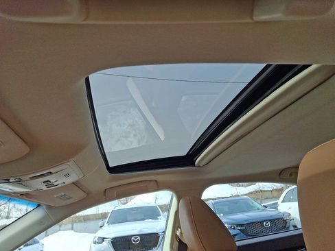 Used 2018 Lexus ES 350 w/ Navigation System Package image 14