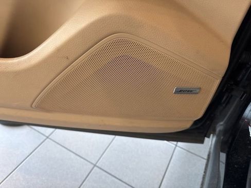 Used 2023 Porsche Cayenne AWD/4WD image 20