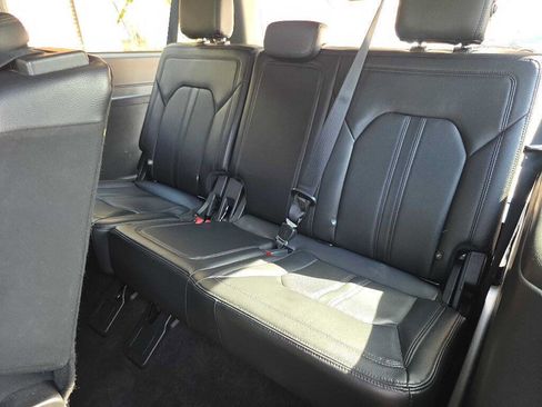 Used 2019 Ford Expedition Max Limited image 16