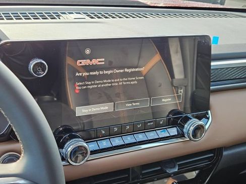 New 2026 GMC Canyon AT4 AWD/4WD image 26