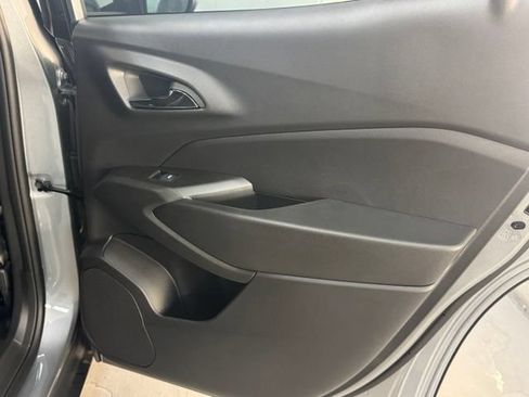 New 2026 Chevrolet Trax RS w/ Driver Confidence Package FWD image 28
