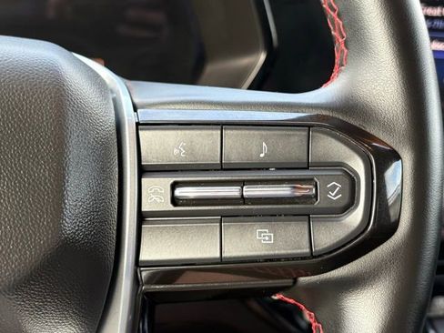 Used 2024 Chevrolet Colorado Z71 w/ Z71 Convenience Package 2 image 14