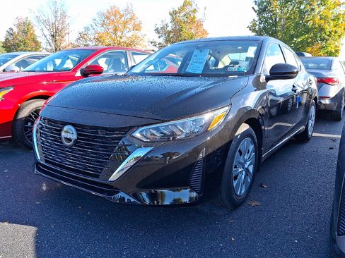 New 2025 Nissan Sentra S image 3