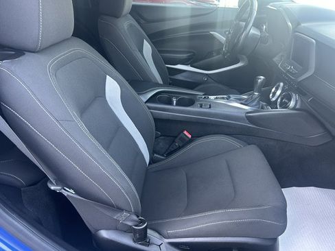 Used 2019 Chevrolet Camaro LT w/ RS Package RWD image 9