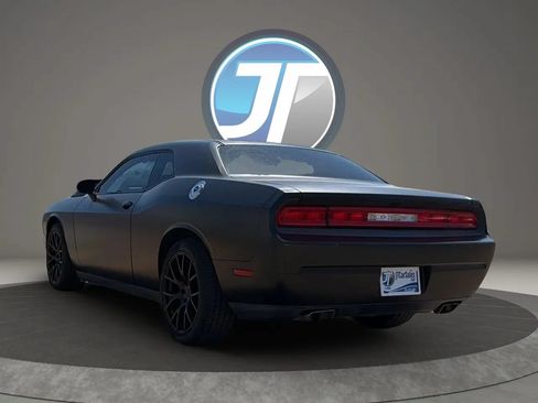 Used 2011 Dodge Challenger RWD image 17