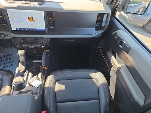 Certified 2022 Ford Bronco Badlands AWD/4WD image 17