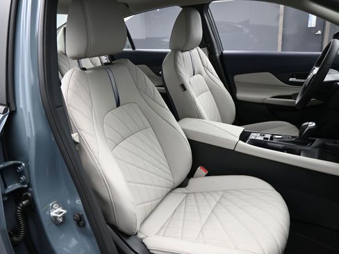 New 2026 Nissan Sentra SL w/ Floor Mat Package FWD image 14